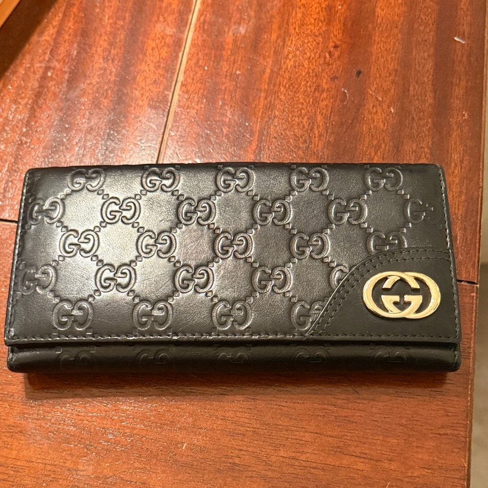 Gucci Vintage Continental Trifold